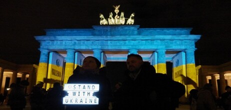 "Stand with Ukraine". Protest against Russian military aggression in Ukraine.<br />
Matthias Berg, Creative Commons Flickr: https://www.flickr.com/photos/matthiasberg/51903546771