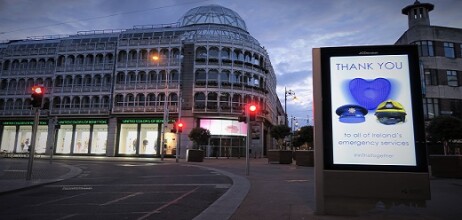 Red traffic lights but there's no traffic, the scene at Stephens Green shopping centre<br />
COurtesy of Flickr, Creative Commons: https://tinyurl.com/y8n5n4q7